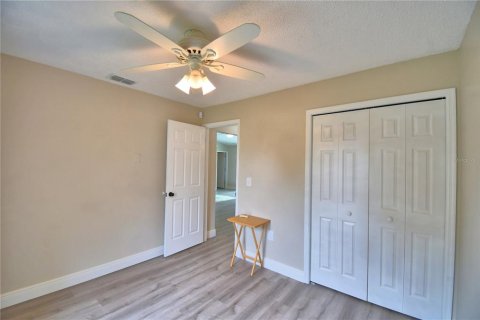 House in Winter Haven, Florida 3 bedrooms, 116.96 sq.m. № 1914213 - photo 26