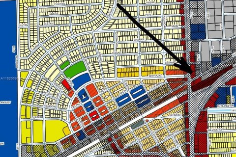 Propiedad comercial en venta en Opa-locka, Florida № 1960725 - foto 7