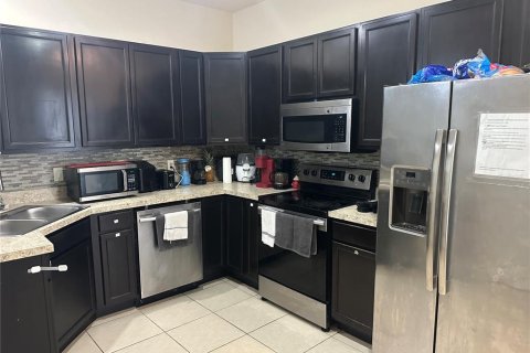 Villa ou maison à vendre à Davenport, Floride: 5 chambres, 174.38 m2 № 2378080 - photo 8