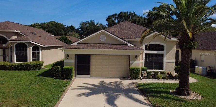 Villa ou maison à Hudson, Floride 3 chambres, 170.1 m2 № 2330166