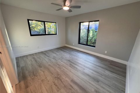 Casa en venta en Fort Lauderdale, Florida, 3 dormitorios № 1937612 - foto 20