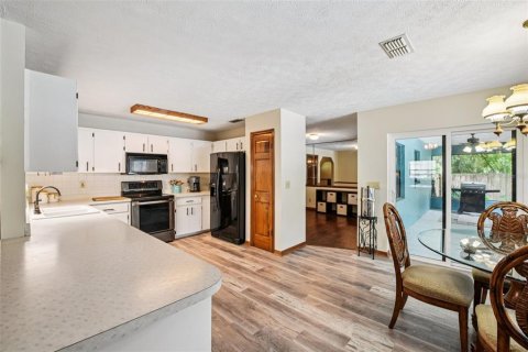 Villa ou maison à vendre à Summerfield, Floride: 3 chambres, 202.53 m2 № 1844762 - photo 10