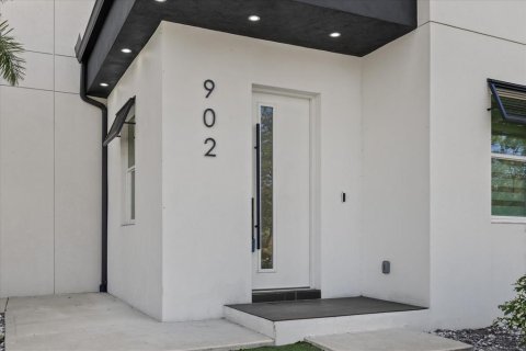 Villa ou maison à vendre à Tampa, Floride: 4 chambres, 245.73 m2 № 1724419 - photo 4