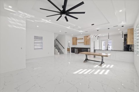 Villa ou maison à vendre à Tampa, Floride: 4 chambres, 245.73 m2 № 1724419 - photo 16