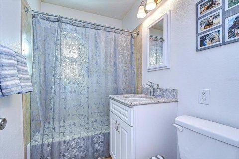 Villa ou maison à vendre à Tampa, Floride: 3 chambres, 136.01 m2 № 2092094 - photo 16