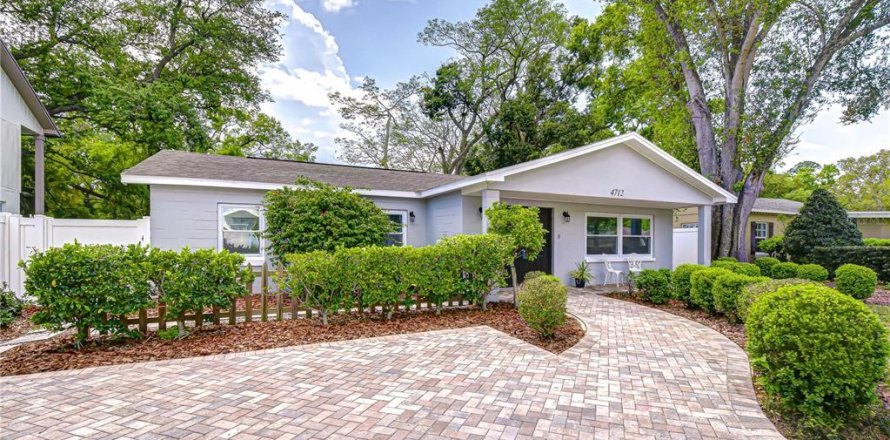 Villa ou maison à Tampa, Floride 3 chambres, 136.01 m2 № 2092094