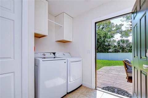 Villa ou maison à vendre à Tampa, Floride: 3 chambres, 136.01 m2 № 2092094 - photo 19