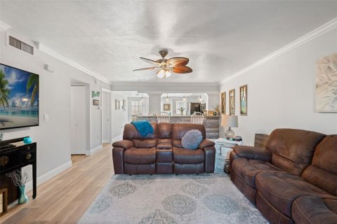 Condo in Bradenton, Florida, 2 bedrooms  № 1793171 - photo 6