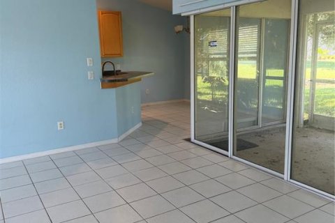 Villa ou maison à vendre à Punta Gorda, Floride: 3 chambres, 129.69 m2 № 2418660 - photo 4