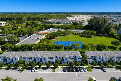 Touwnhouse à vendre à Homestead, Floride: 3 chambres, 137.77 m2 № 2074702 - photo 26