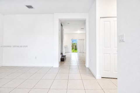 Touwnhouse à vendre à Homestead, Floride: 3 chambres, 137.77 m2 № 2074702 - photo 6