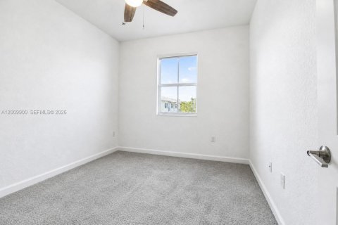 Touwnhouse à vendre à Homestead, Floride: 3 chambres, 137.77 m2 № 2074702 - photo 21