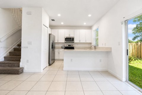 Touwnhouse à vendre à Homestead, Floride: 3 chambres, 137.77 m2 № 2074702 - photo 10