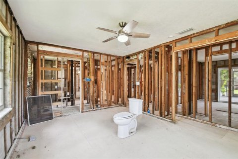 House in Tampa, Florida 4 bedrooms, 159.98 sq.m. № 1803244 - photo 26