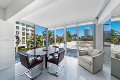 Condominio en venta en Miami Beach, Florida, 2 dormitorios, 119.19 m2 № 1731185 - foto 24