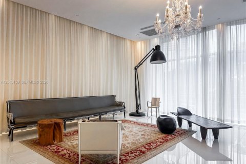 Condo in Miami, Florida, 2 bedrooms  № 2252475 - photo 25