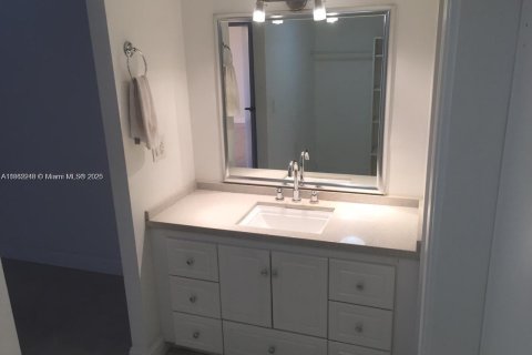 Condominio en alquiler en Aventura, Florida, 2 dormitorios, 115.01 m2 № 1890663 - foto 7