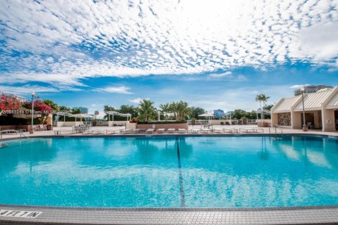 Condominio en alquiler en Aventura, Florida, 2 dormitorios, 115.01 m2 № 1890663 - foto 14