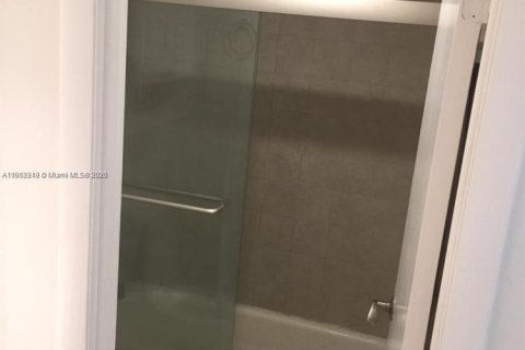 Condominio en alquiler en Aventura, Florida, 2 dormitorios, 115.01 m2 № 1890663 - foto 6