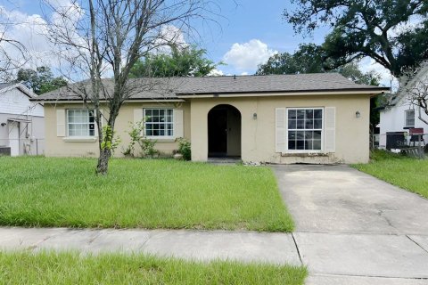 House in Orlando, Florida 3 bedrooms, 150.41 sq.m. № 2308180