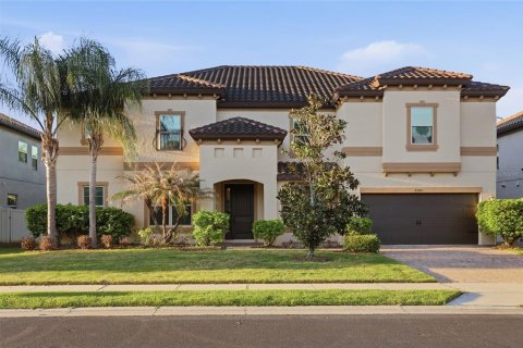 House in Oviedo, Florida 6 bedrooms, 473.52 sq.m. № 2121899 - photo 2