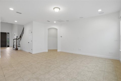 House in Oviedo, Florida 6 bedrooms, 473.52 sq.m. № 2121899 - photo 23