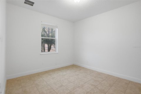 House in Oviedo, Florida 6 bedrooms, 473.52 sq.m. № 2121899 - photo 30