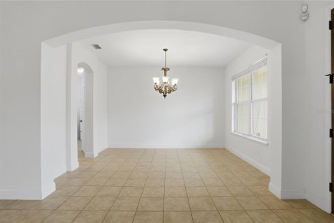 House in Oviedo, Florida 6 bedrooms, 473.52 sq.m. № 2121899 - photo 13