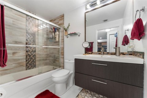 Copropriété à louer à Hollywood, Floride: 2 chambres, 111.48 m2 № 2168195 - photo 14