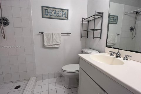 Copropriété à louer à Miami Beach, Floride: 2 chambres, 96.62 m2 № 1922953 - photo 9
