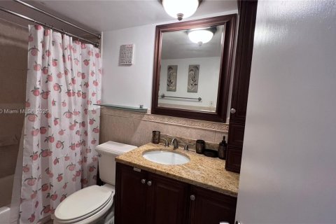 Copropriété à louer à Miami Beach, Floride: 2 chambres, 96.62 m2 № 1922953 - photo 6