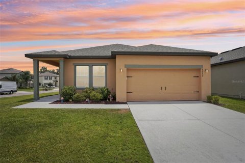 Casa en venta en Lakeland, Florida, 3 dormitorios, 137.31 m2 № 1852906 - foto 2