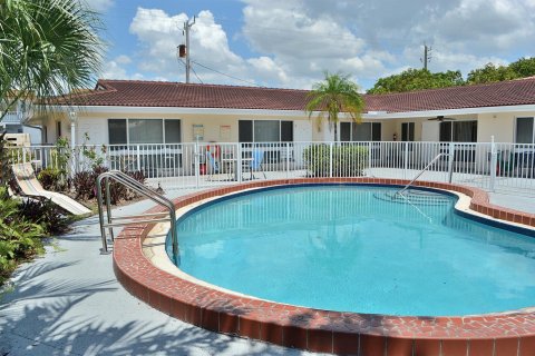 Apartment in Fort Lauderdale, Florida 2 bedrooms, 112.41 sq.m. № 2184112 - photo 16