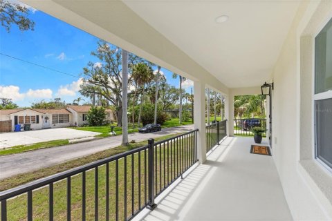 Casa en venta en Bradenton, Florida, 3 dormitorios, 143.07 m2 № 2167482 - foto 4