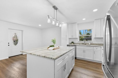 Casa en venta en Bradenton, Florida, 3 dormitorios, 143.07 m2 № 2167482 - foto 7