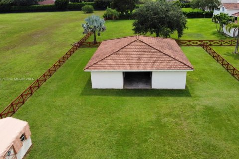 Propiedad comercial en venta en Homestead, Florida № 1763508 - foto 24