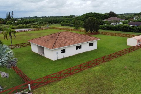 Propiedad comercial en venta en Homestead, Florida № 1763508 - foto 26