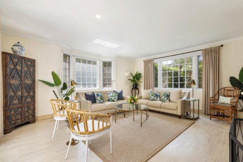 Apartment in Palm Beach, Florida 2 bedrooms, 117.15 sq.m. № 2158333 - photo 4