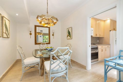 Apartment in Palm Beach, Florida 2 bedrooms, 117.15 sq.m. № 2158333 - photo 6