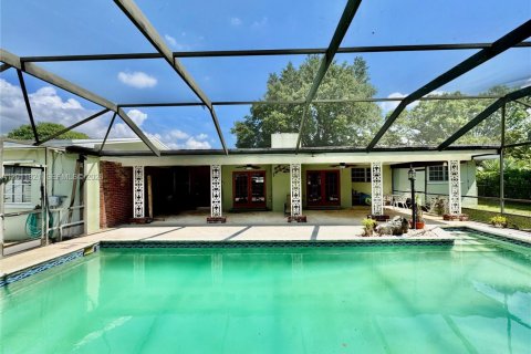 House in Homestead, Florida 4 bedrooms, 176.33 sq.m. № 2074889 - photo 25
