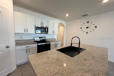 Casa en alquiler en Wesley Chapel, Florida, 4 dormitorios, 171.5 m2 № 1919629 - foto 10