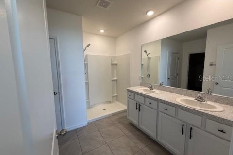 Casa en alquiler en Wesley Chapel, Florida, 4 dormitorios, 171.5 m2 № 1919629 - foto 13