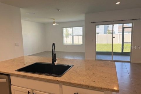 Casa en alquiler en Wesley Chapel, Florida, 4 dormitorios, 171.5 m2 № 1919629 - foto 9