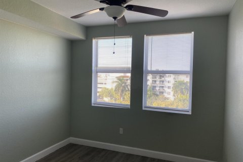 Copropriété à louer à Boynton Beach, Floride: 2 chambres, 94.02 m2 № 2352543 - photo 10