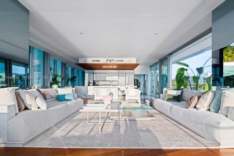 Купить кондоминиум в Майами-Бич, Флорида 3 спальни, 220.55м2, № 1998047 - фото 2