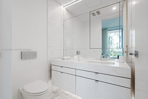 Купить кондоминиум в Майами-Бич, Флорида 3 спальни, 220.55м2, № 1998047 - фото 19