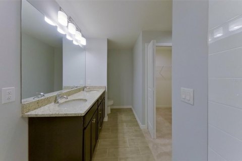 House in Lehigh Acres, Florida 4 bedrooms, 160.91 sq.m. № 2115359 - photo 10