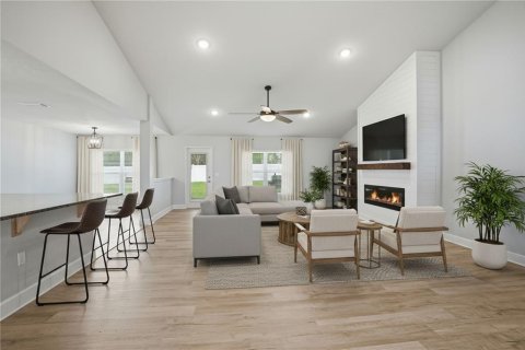 Casa en venta en Spring Hill, Florida, 4 dormitorios, 275.27 m2 № 2152081 - foto 2