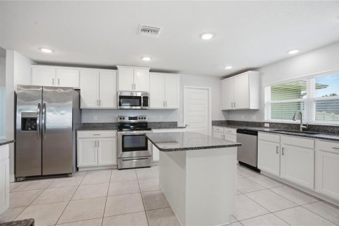 Casa en venta en Spring Hill, Florida, 4 dormitorios, 275.27 m2 № 2152081 - foto 4