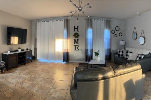 Casa en alquiler en Kissimmee, Florida, 3 dormitorios, 138.42 m2 № 2285460 - foto 6